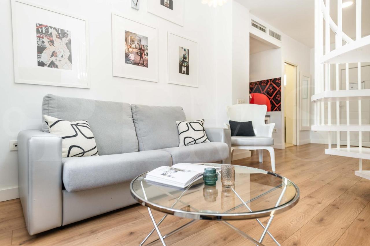 Appartamento Loft Duplex With Private Terrace - Historic Center By Rems Málaga Esterno foto
